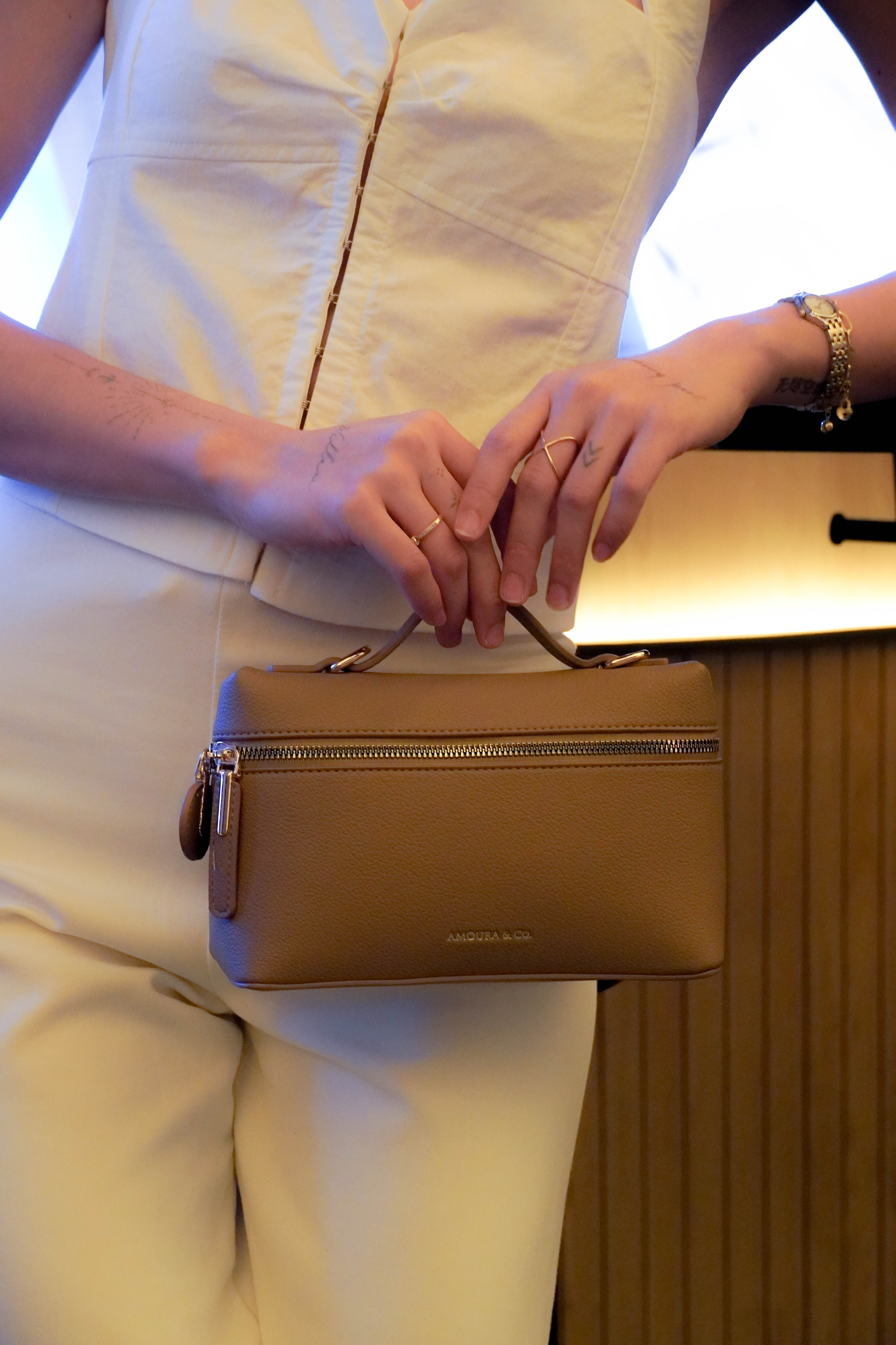 Tas Sebagai Cerminan Kepribadian: Pilihan yang Lebih Dari Sekadar Gaya